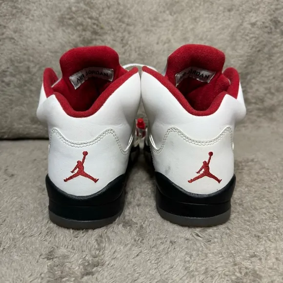 Nike Air Jordan Retro 2012 Fire Red 440888-100 Sneakers Size 5 Y