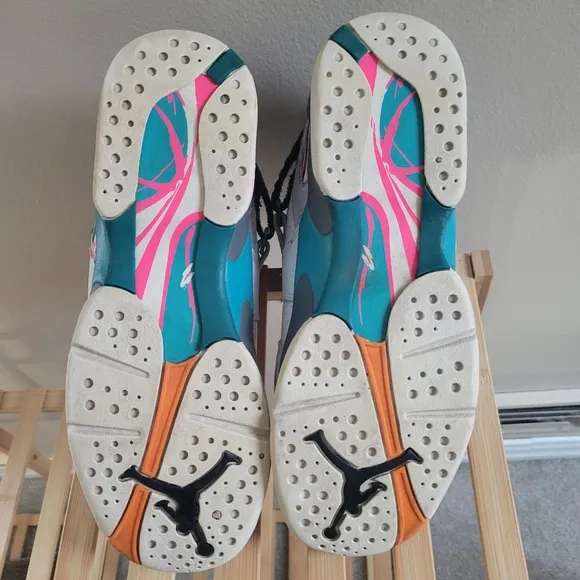 Nike Air Jordan Retro 8 South Beach Sneaker High Top Sneakers Size 7Y Youth