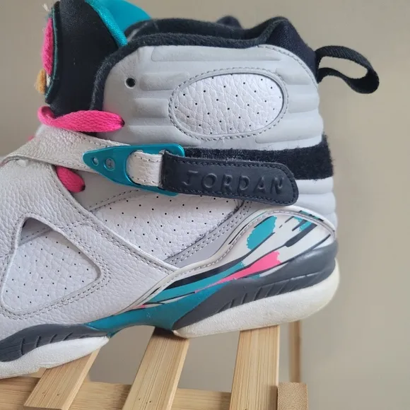 Nike Air Jordan Retro 8 South Beach Sneaker High Top Sneakers Size 7Y Youth