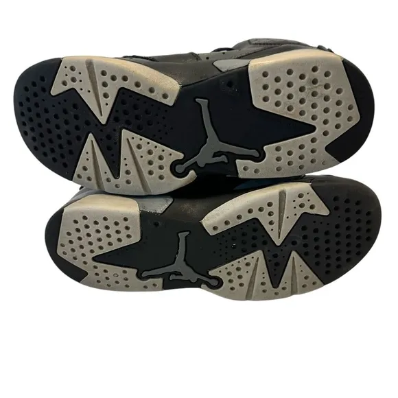 Nike Air Jordan VI 6 Cool Grey Retro Sneakers Style 384666-010 Kids Youth Sz 2Y