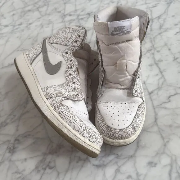 Nike Air Jordan 1 Retro High OG Laser 2015 Size 7Y Sneakers 705289-100