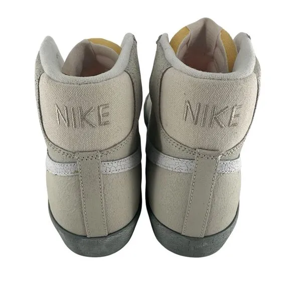 Nike Blazer Mid '77 SE Sneakers Mens 11.5 Summit White Athletic Retro NEW
