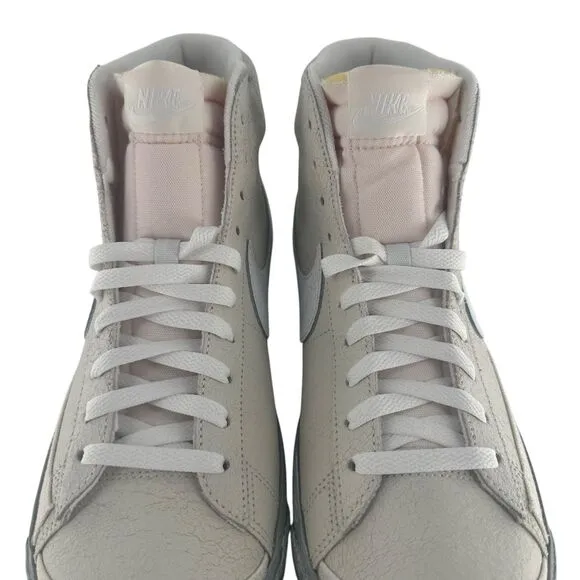 Nike Blazer Mid '77 SE Sneakers Mens 11.5 Summit White Athletic Retro NEW