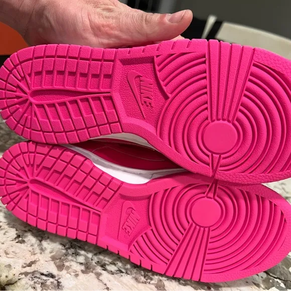 Nike Dunk Low Hyper Pink Sneakers Brand NEW ♨️ Womens Size W 6 M 4.5 Shoes Retro