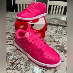 Nike Dunk Low Hyper Pink Sneakers Brand NEW ♨️ Womens Size W 6 M 4.5 Shoes Retro
