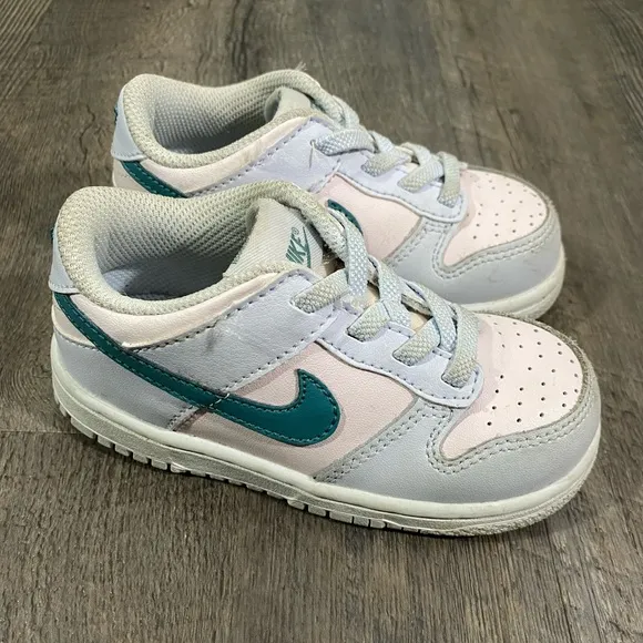 NIKE Dunk Low Retro SE Toddler Sneakers