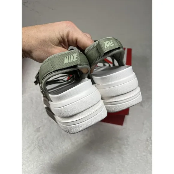 Nike Icon Classic Sandal Woman's Size 11  DH0224 301 Light Army Platform New