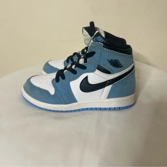 Nike Jordan 1 Retro OG High Top Leather Sneakers University Blue Kids Sz 10C