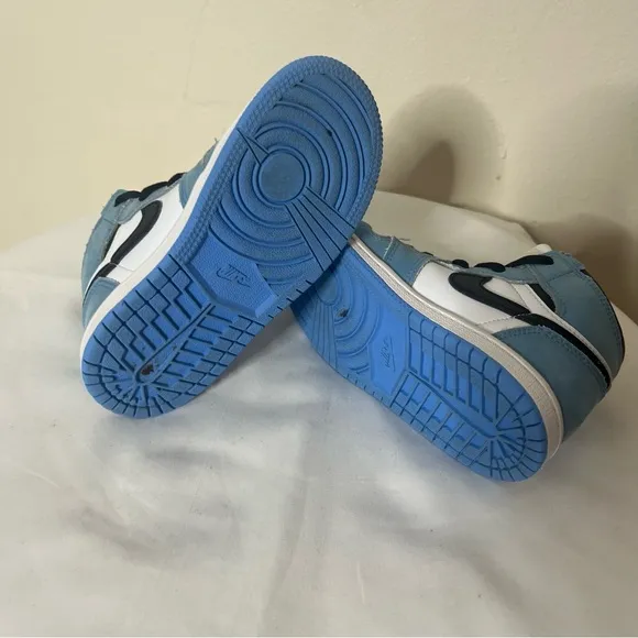 Nike Jordan 1 Retro OG High Top Leather Sneakers University Blue Kids Sz 10C