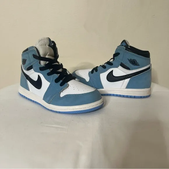 Nike Jordan 1 Retro OG High Top Leather Sneakers University Blue Kids Sz 10C