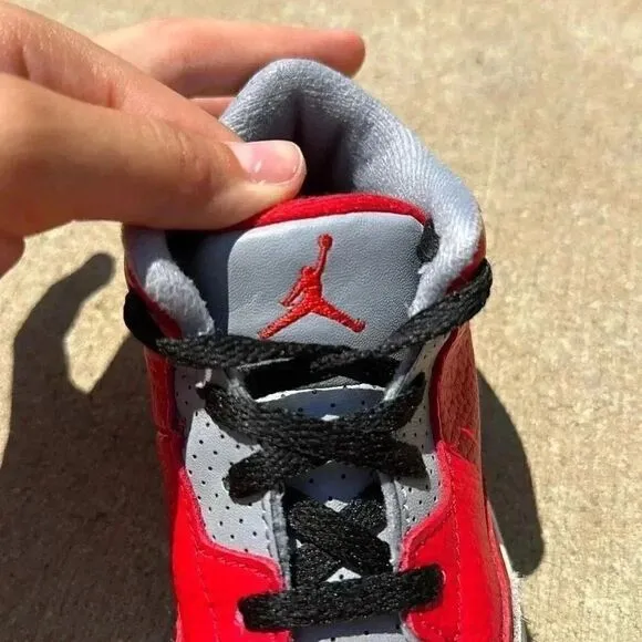 Nike Jordan Retro 3 SE Fire Red Toddler Sneakers