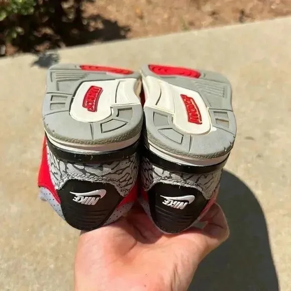 Nike Jordan Retro 3 SE Fire Red Toddler Sneakers
