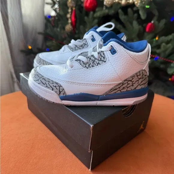Nike Jordan Retro 3 Toddler Sneakers Child Size 10C