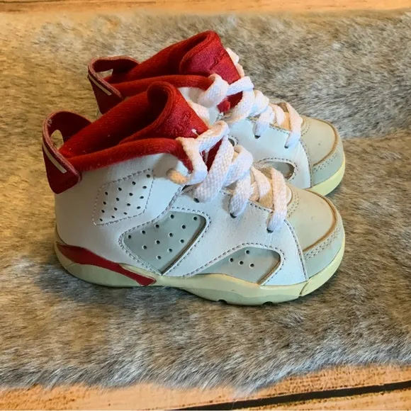 Nike Kids Air Jordan 6 Retro Red/White Shoes Size 6C