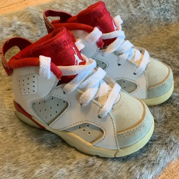 Nike Kids Air Jordan 6 Retro Red/White Shoes Size 6C