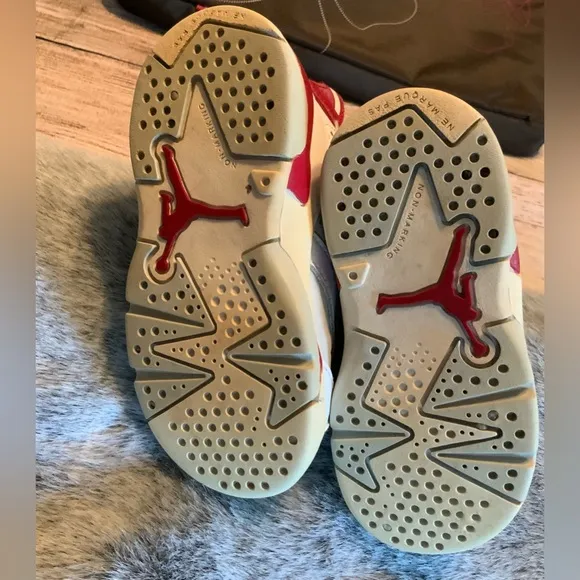 Nike Kids Air Jordan 6 Retro Red/White Shoes Size 6C