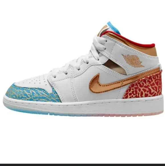 Nike Kids Toddlers Air Jordan RETRO 1 MID 'SNEAKER SCHOOL NC TO CHI Size 10c