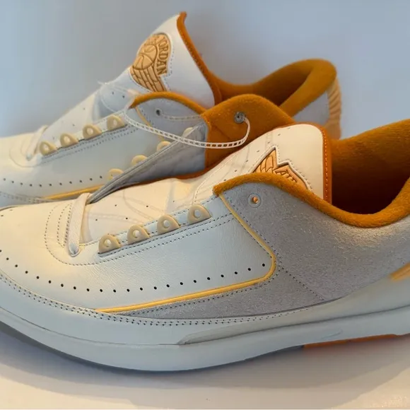 Nike Men's Air Jordan 2 Retro Low Sail Melon Tint Light Curry