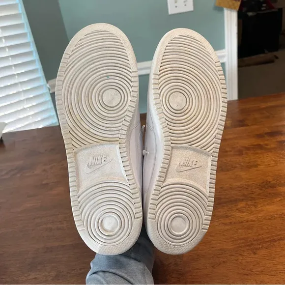 Nike Men's Ebernon Low Casual Sneakers white size 12