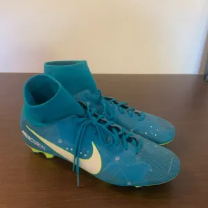 Nike Mercurial Football Boots Men's US Size 9.5