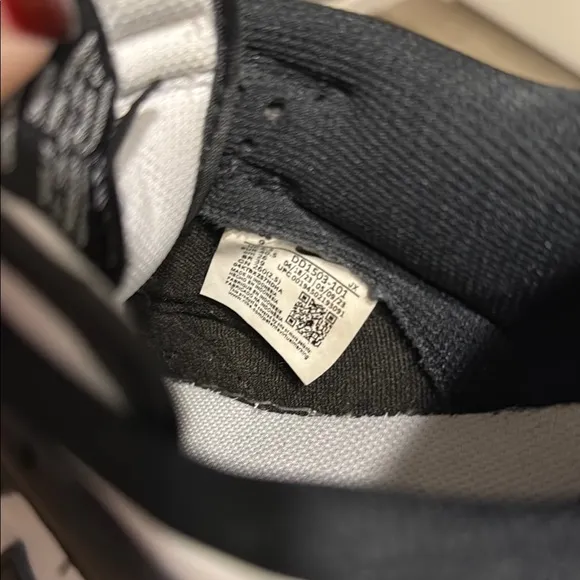 Nike Pandas Black and White Sneakers