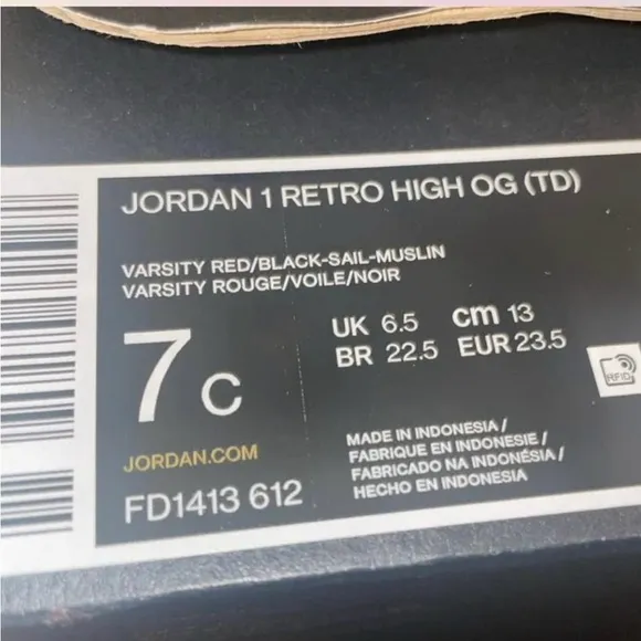 Nike Retro High OgKids Red and White SneakersToddler size