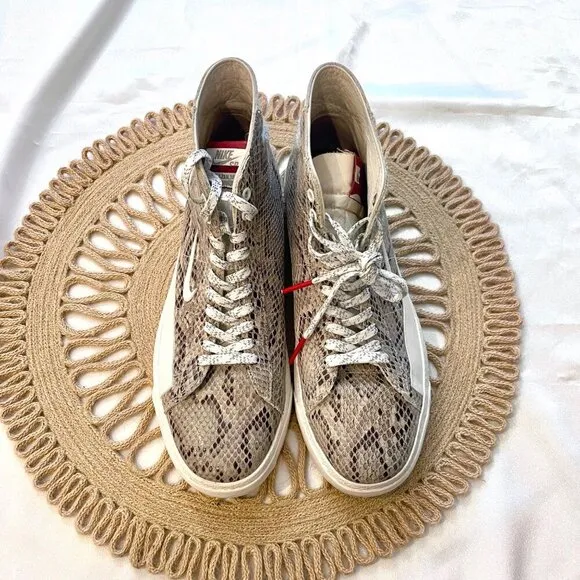 Nike SB Blazer Mid x Soulland FRI.day 03 2019 Sneakers CN4540-001 Size 8.5