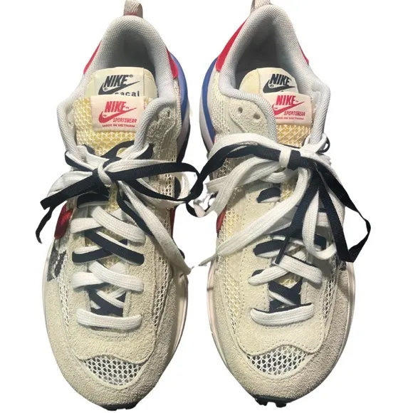 Nike Sneakers - Cream and Blue