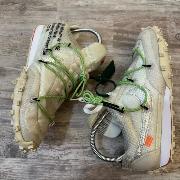 Nike Waffle Racer Off‎ White Men’s 7 CD8180-100 OG Retro Green Lace Sneakers Box