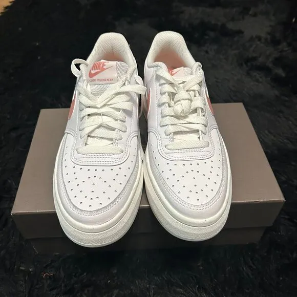 NIKE white pink Platform lace up shoes sneakers women’s 8 new