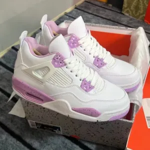 Nike Women's Sneakers in White and Pink