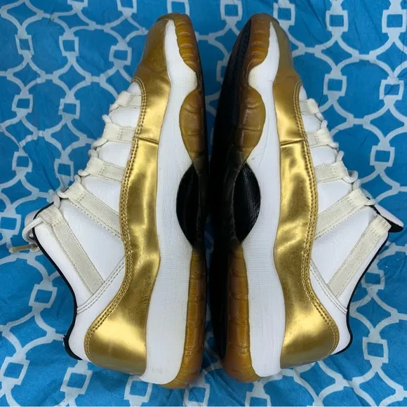 Nike Youth size 7y Air Jordan 11 low closing ceremony retro OG GS kids sneakers