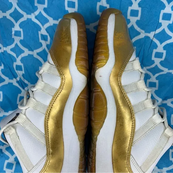 Nike Youth size 7y Air Jordan 11 low closing ceremony retro OG GS kids sneakers