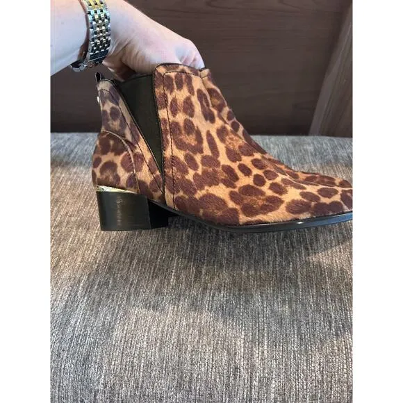 NINE WEST Leopard Ankle Boots Pointed Toe Slip-on Booties Size 6.5 💸BOGO⭐