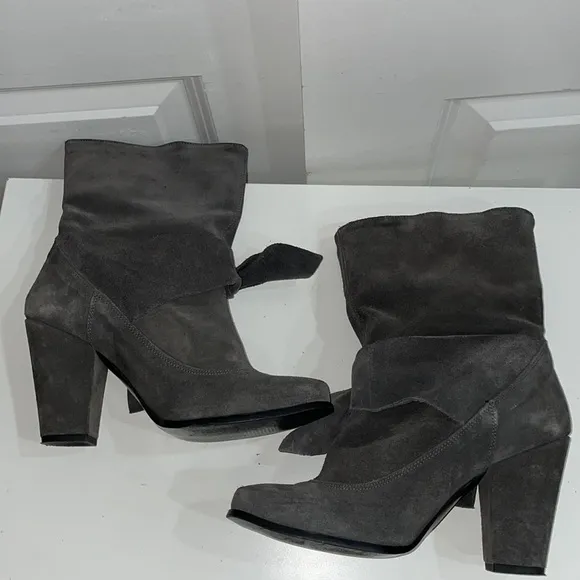Nine West Mitos Women’s made in Spain Genuine Suede Ankle Boots size 7 Bows
