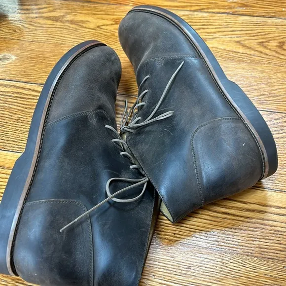 Nisolo brown Everyday Chukka Boots, Men’s Size 11.  Good pre owned condition.