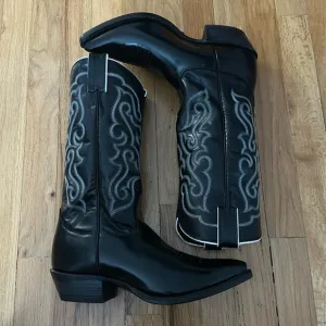 Nocona Mens Black Glossy Leather Cowboy Boots sz8.5 Brand New only been tried on