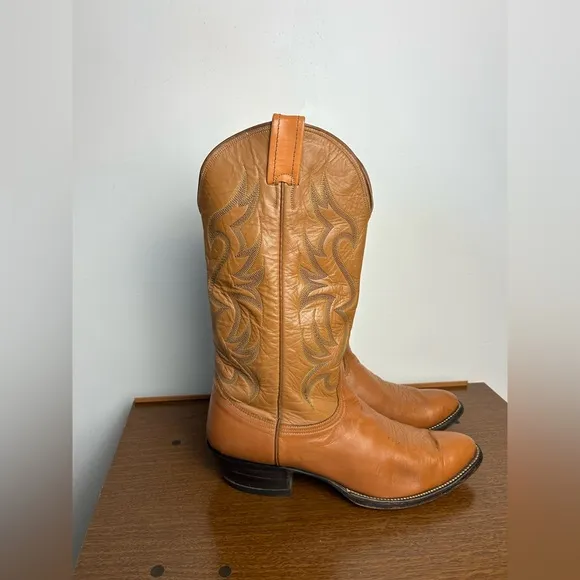NOCONA VTG Western 7388 Men Leather Cowboy Boots Size 10.5D Honey Brown Rodeo
