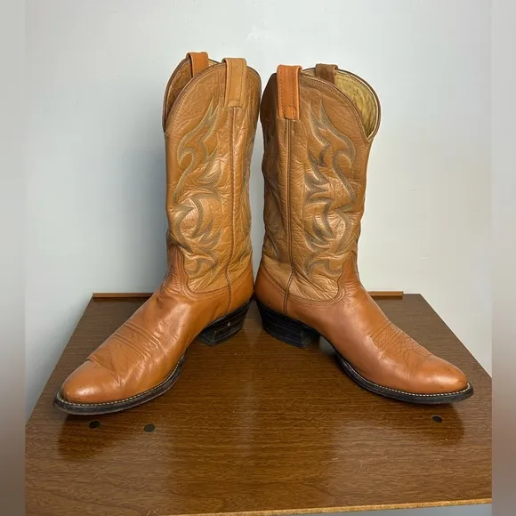 NOCONA VTG Western 7388 Men Leather Cowboy Boots Size 10.5D Honey Brown Rodeo