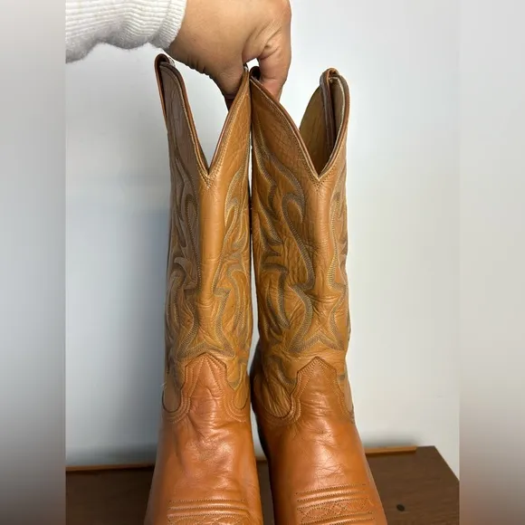 NOCONA VTG Western 7388 Men Leather Cowboy Boots Size 10.5D Honey Brown Rodeo