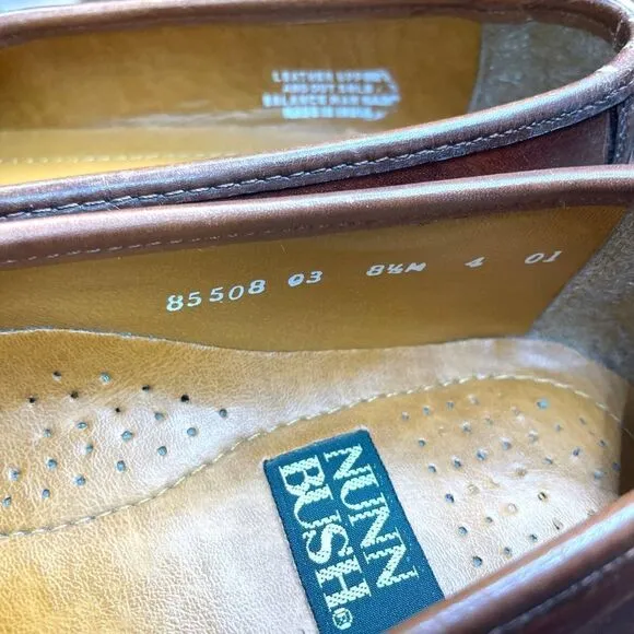 Nunn Bush l  Men’s slip on Leather Loafers l Brown w/ Tassel accent l Size 8 1/2