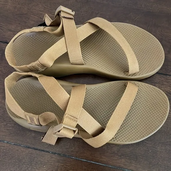 NW0T Chaco Men’s Z 1 Curry Classic Sandal Size 13.
