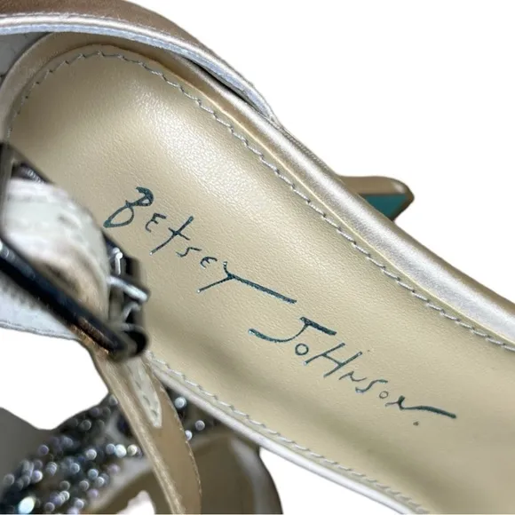 NWB Blue By Betsey Johnson Embellished Champagne High Heel Sandals Size 7W