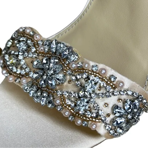 NWB Blue By Betsey Johnson Embellished Champagne High Heel Sandals Size 7W