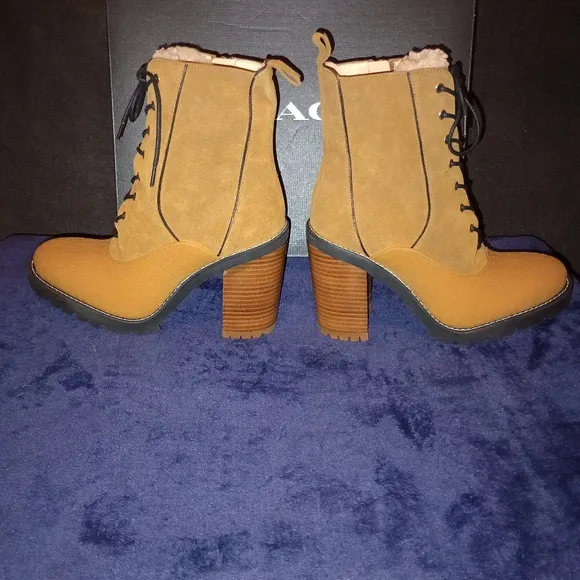 NWB Coach Haven Suede Boots Raw Umber Size 8.5B