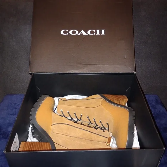 NWB Coach Haven Suede Boots Raw Umber Size 8.5B