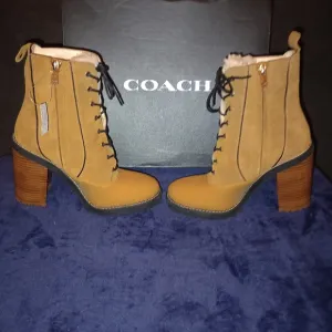 NWB Coach Haven Suede Boots Raw Umber Size 8.5B