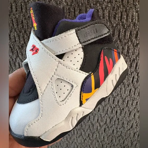NWOB AIR Jordan AJ 8 Retro BT Infants Sneakers White Size 4C