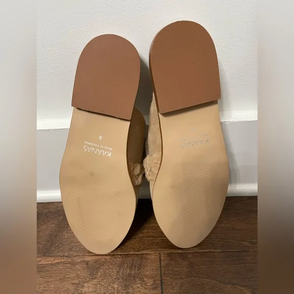 NWOB Kaanas Tan Suede Slide-On Mules Size 8
