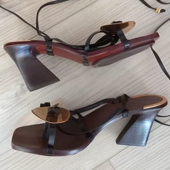 NWOB Tory Burch Artisanal Knot Heeled Sandals